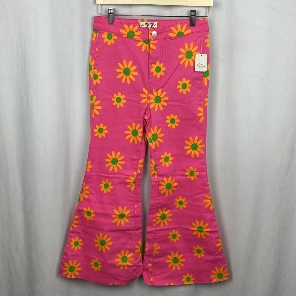 Free People We The Free Youthquake Printed Crop Flare Jeans Lipstick Combo - 27 - Picture 4 of 16
